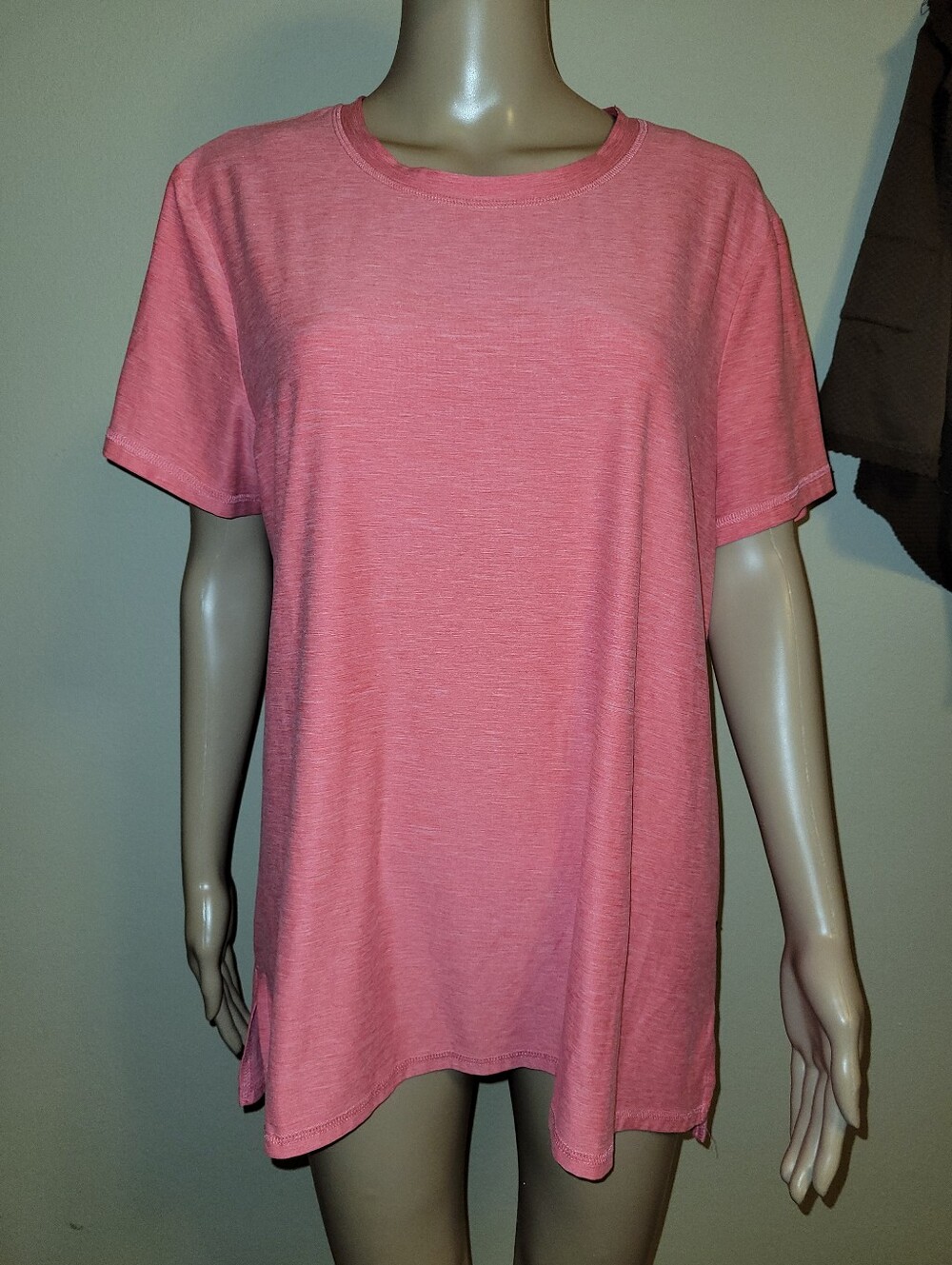 Skechers Brand Pink T-shirt.  Size XL.  Super Soft.